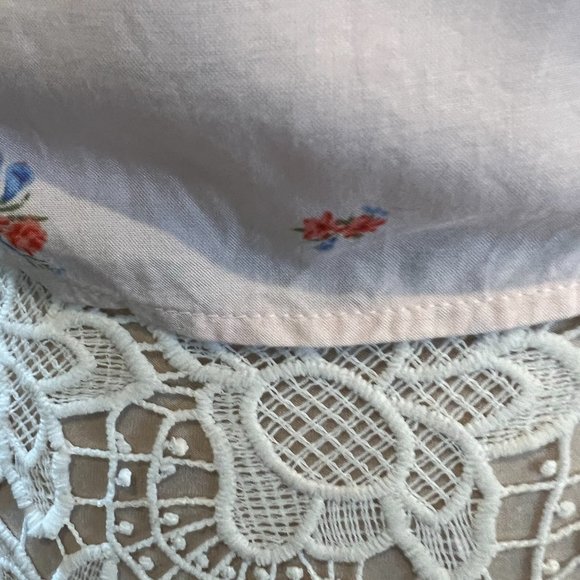 621 EUC Forever 21 Floral Crop Top - Picture 6 of 6